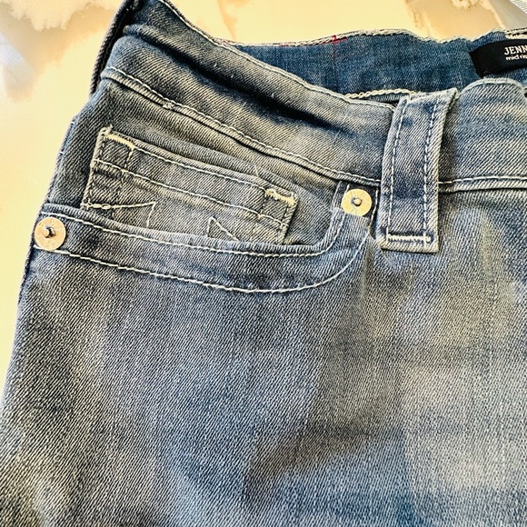 NWT. True religion Jennie curvy jeans. Mid rise super skinny. Size 31 - Picture 5 of 11